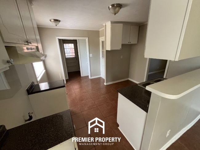 Building Photo - 2969 Danville Rd