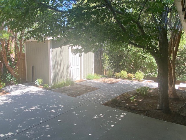 Building Photo - 713 Terrace St