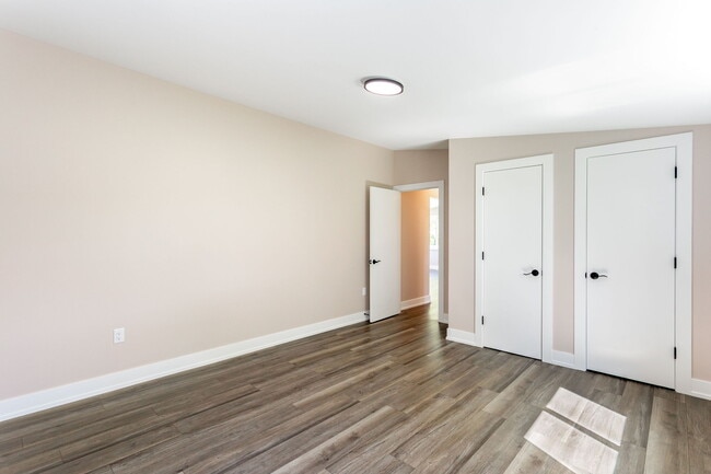 Building Photo - 4567 S Wozniak Rd