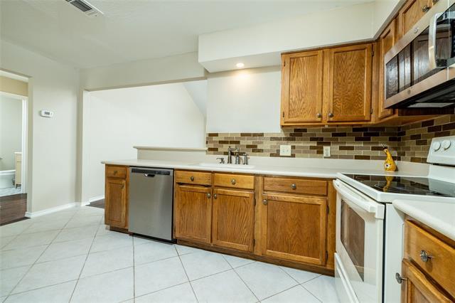Building Photo - 2403 Bayberry Ln