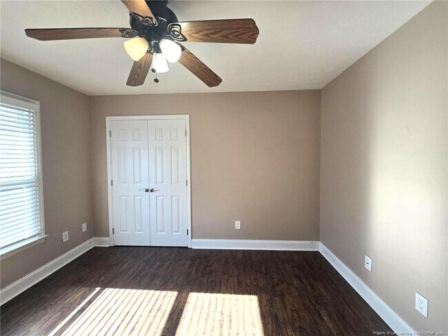 Building Photo - 5544 Bear Creek Cir