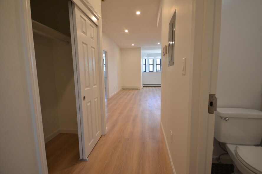 Building Photo - 521 Massachusetts Ave