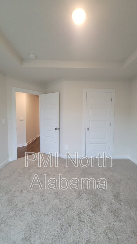 Building Photo - 7203 Chatfield Wy NW