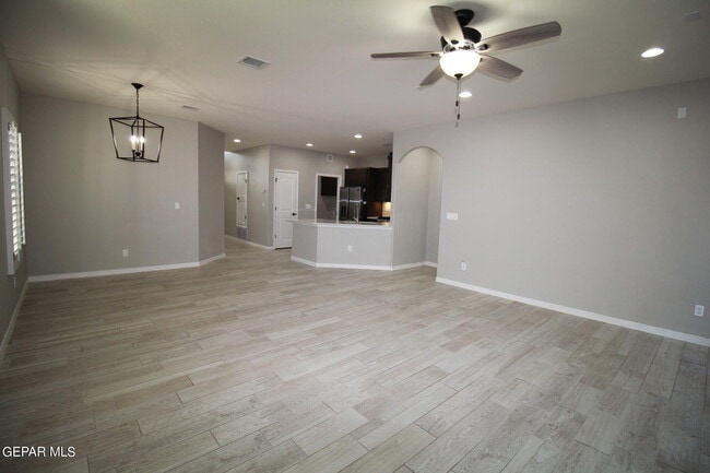 Building Photo - 509 Cedarwood Ave