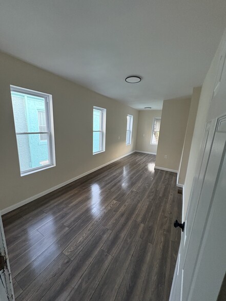 FIRST BEDROOM - 362 N Front St