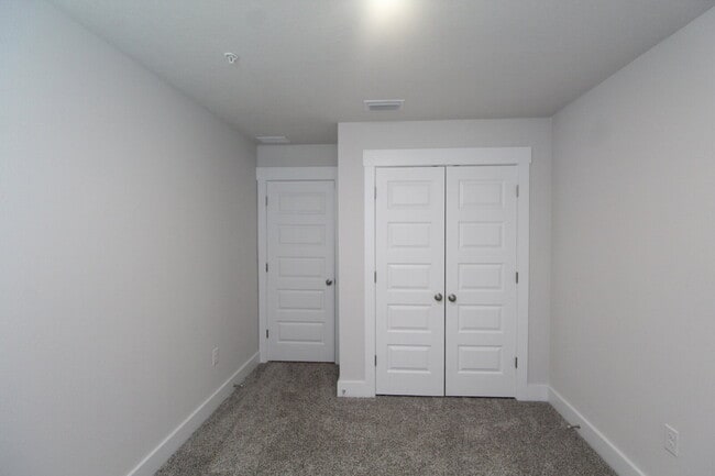 Building Photo - Nature Creek 3BD Townhome w/ Garage, Pool ...