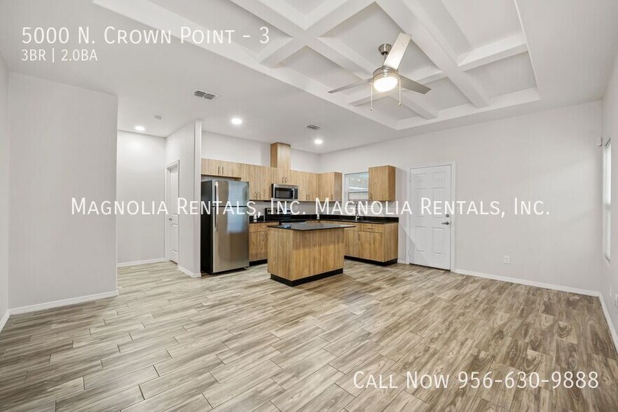 Building Photo - 5000 N Crown Point