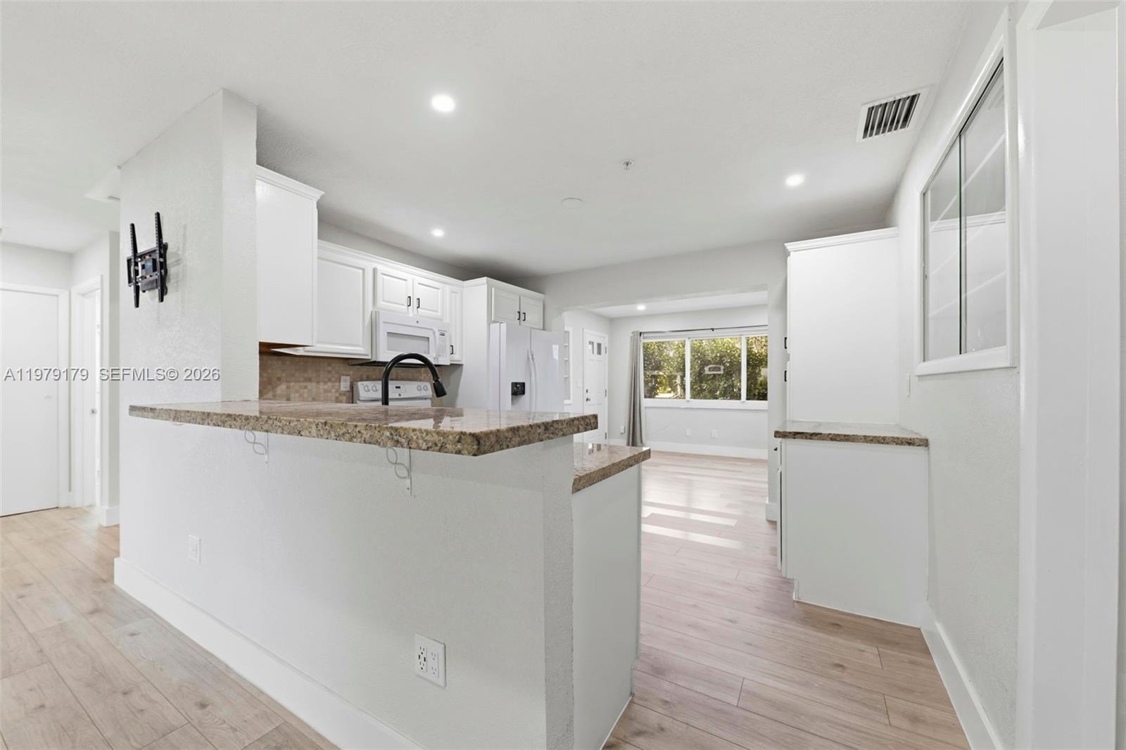 Building Photo - 4561 SW 25th Ter