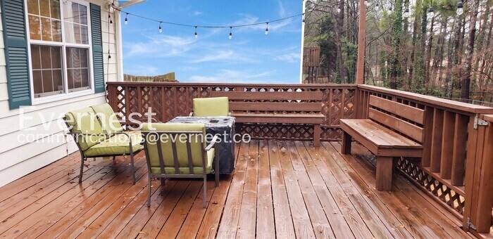 Building Photo - 10550 Bridgemor Dr