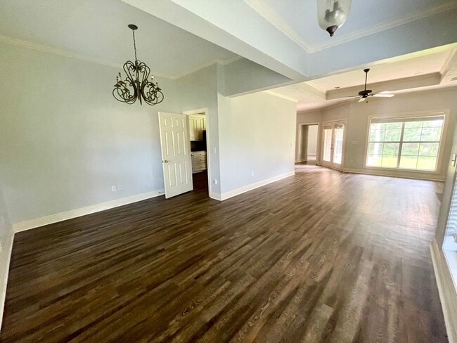Building Photo - 3 Bedroom 2 Bathroom Home for Rent in Cast...