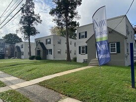 Building Photo - Beechwood Court Apartments