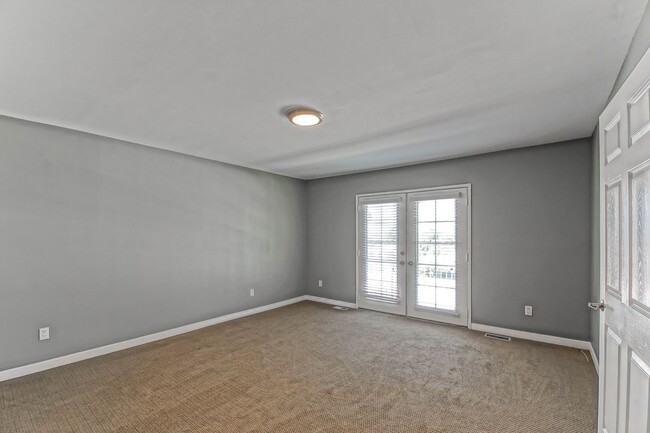 Building Photo - SPACIOUS & PARTIALLY REMODELED, 2-STORY, 3...