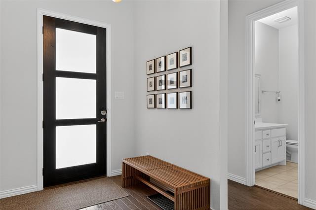 Building Photo - 8616 Bethpage Dr