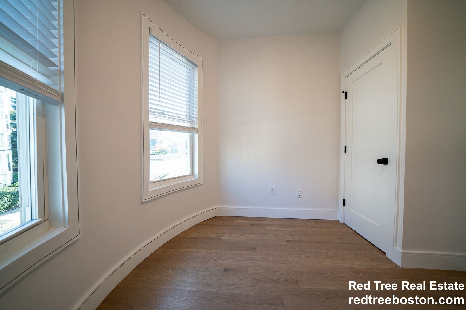 Building Photo - 37 Calumet St