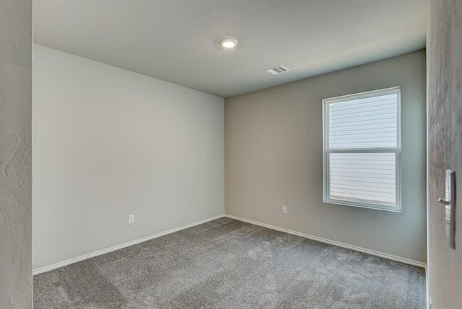 Building Photo - 11832 KAMERON Wy