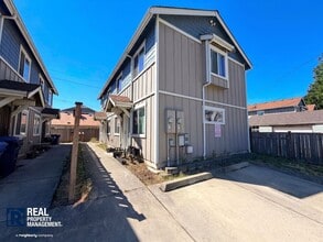 Building Photo - Al-Murayri - 4523