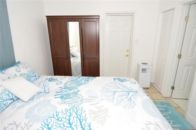 Building Photo - 156 146th Ave