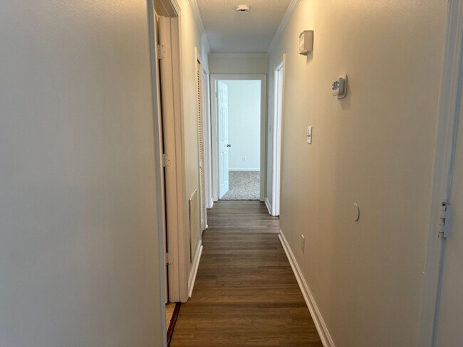 Building Photo - ** Beautiful 4 bedroom House in Farragut Area **