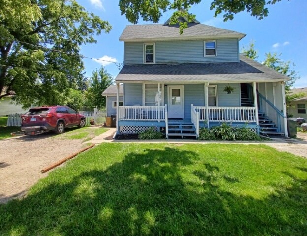 Primary Photo - 235 W Hall St