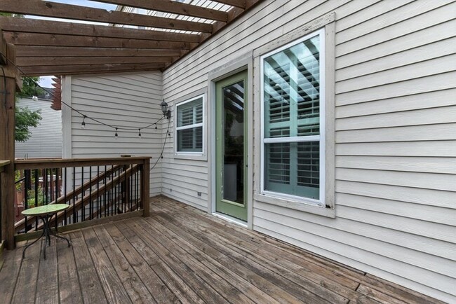 Building Photo - 1317 Bomar St