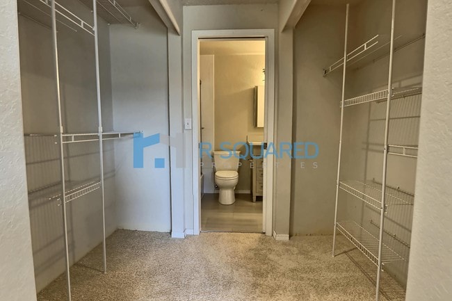 Building Photo - 1850 Grant Ave S