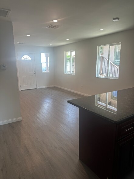 Building Photo - 3850 Boyce Ave