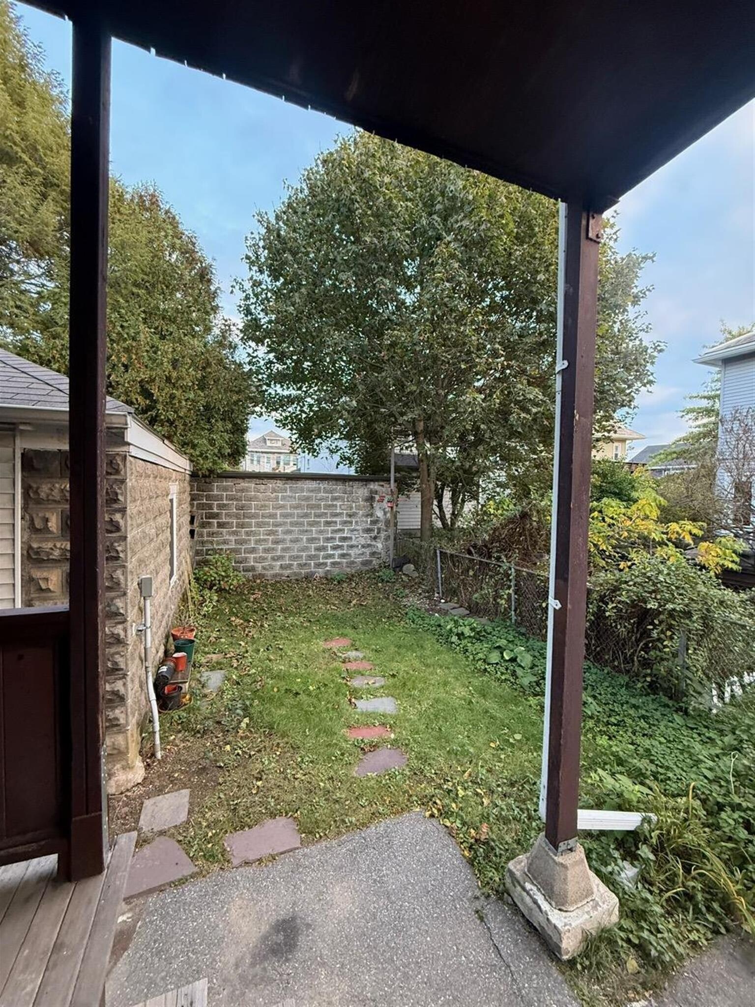 Building Photo - 110 W Quincy St