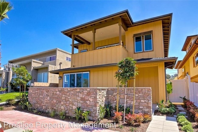 Primary Photo - 2721 S El Camino Real