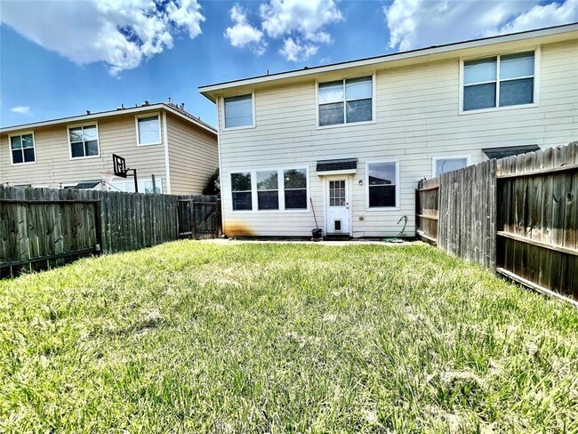Building Photo - 25235 Boulder Bend Ln