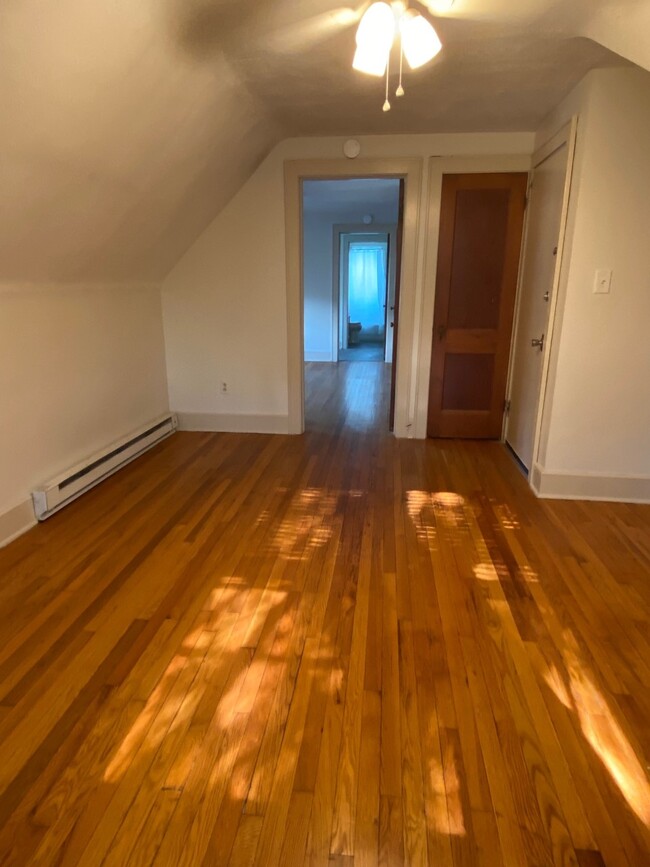Primary Photo - 302 N 8th St