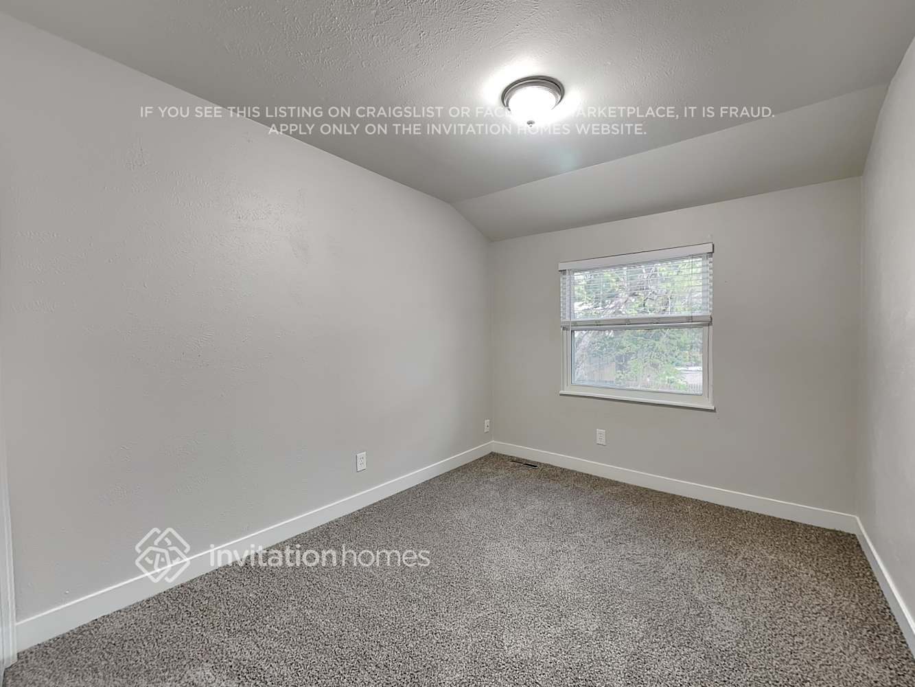 Building Photo - 3714 S Pitkin Cir