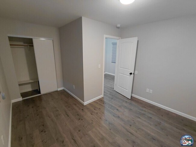 Building Photo - 1190 Ocotillo Dr