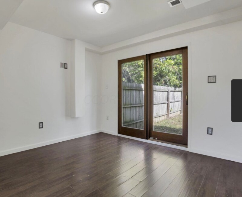 Building Photo - 2040 Margaret Ave