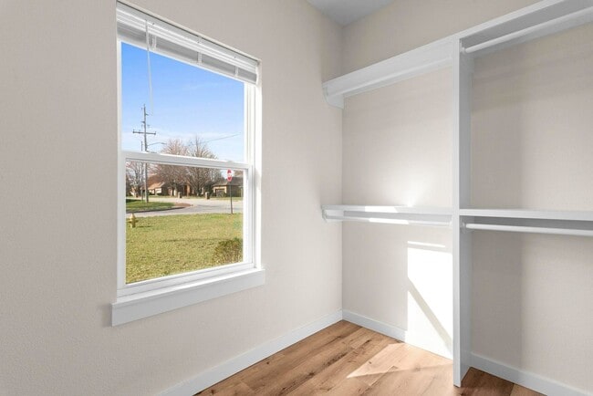 Building Photo - New 3 bedroom 2 bathroom