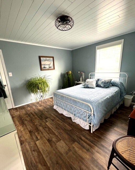 Building Photo - House