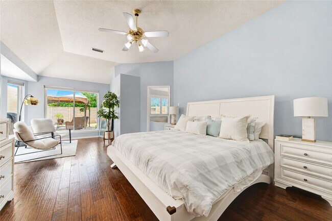 Building Photo - 14323 Rosehill Estates Ln