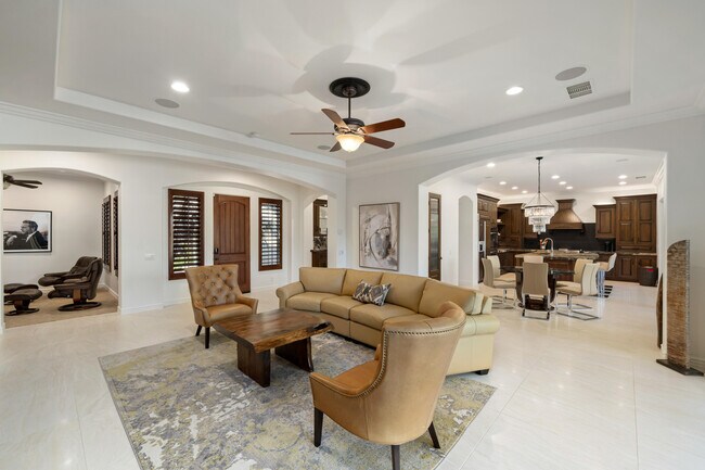 Building Photo - 48532 Bighorn Dr