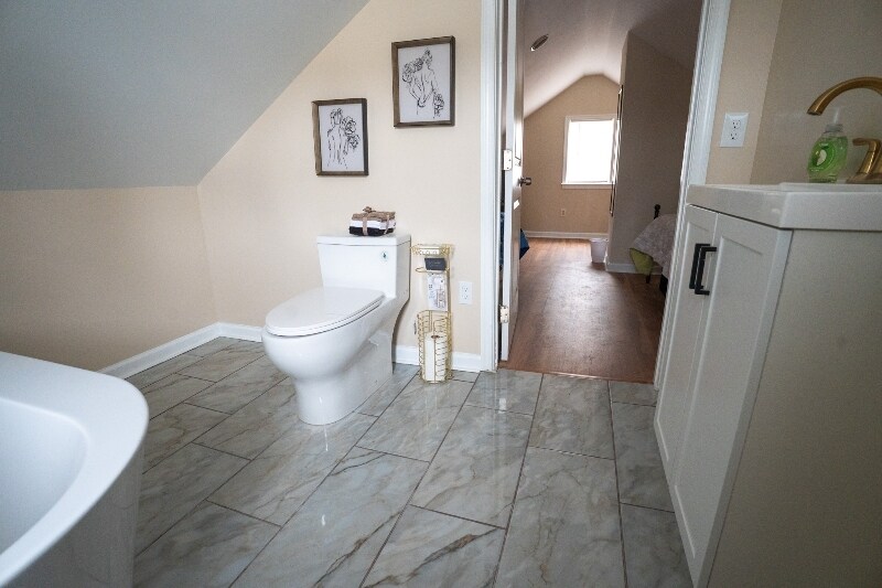 Building Photo - 1209 Brooke Rd