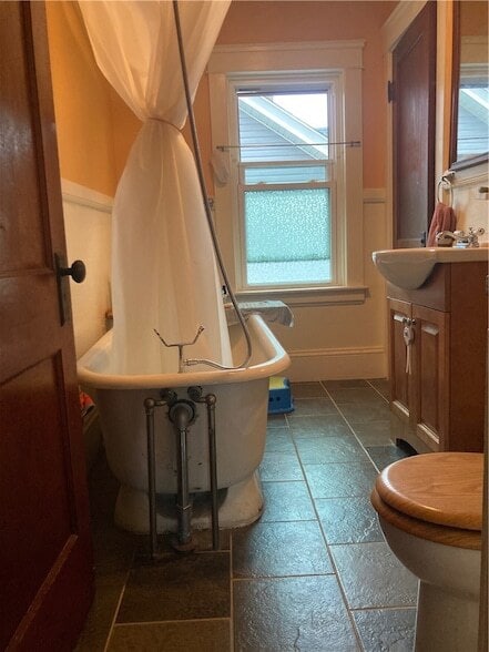 Building Photo - 182 Calla St