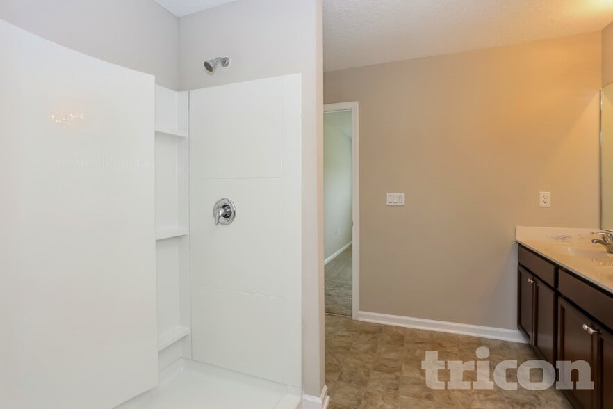 Building Photo - 1603 Liberty Tree Pl