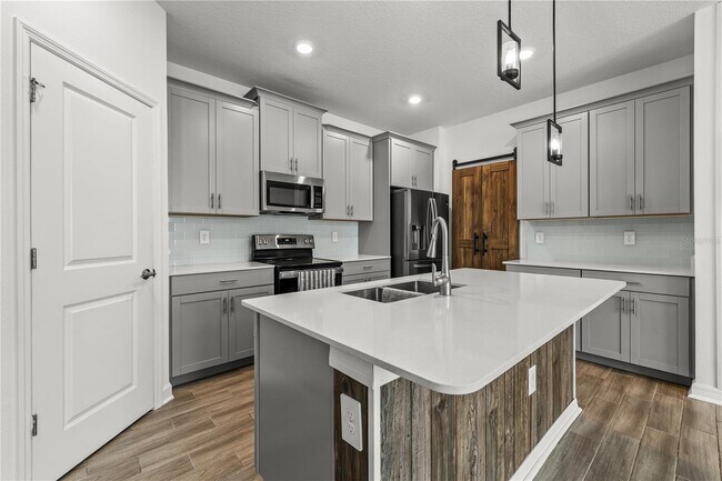 Building Photo - 11409 Rhyme Ave