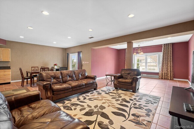 Building Photo - 1 Pinehurst Cir