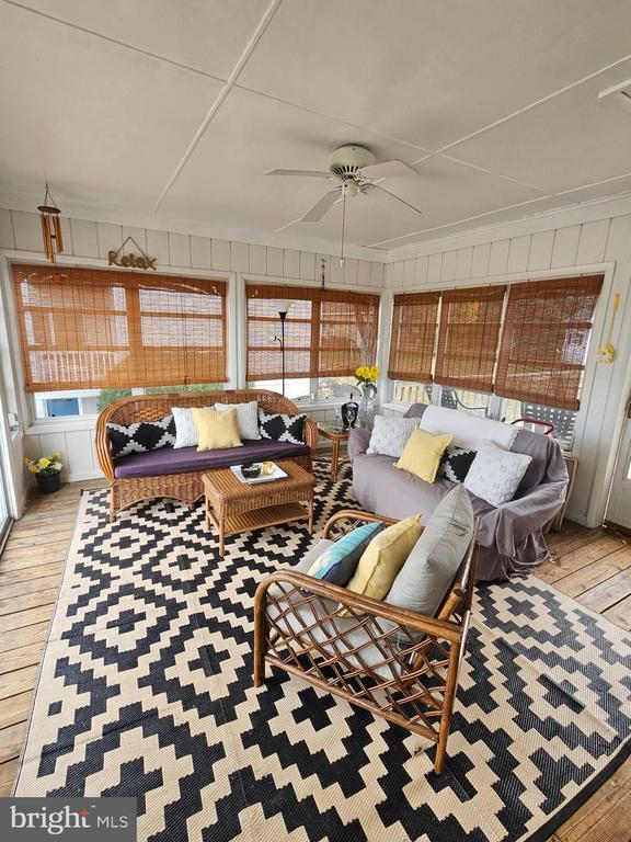 Building Photo - 82 Basin Rd