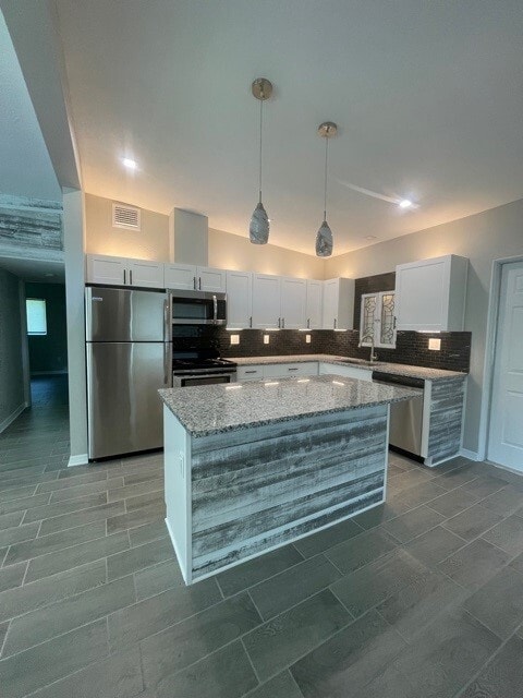 Building Photo - 3804 16th Ave W