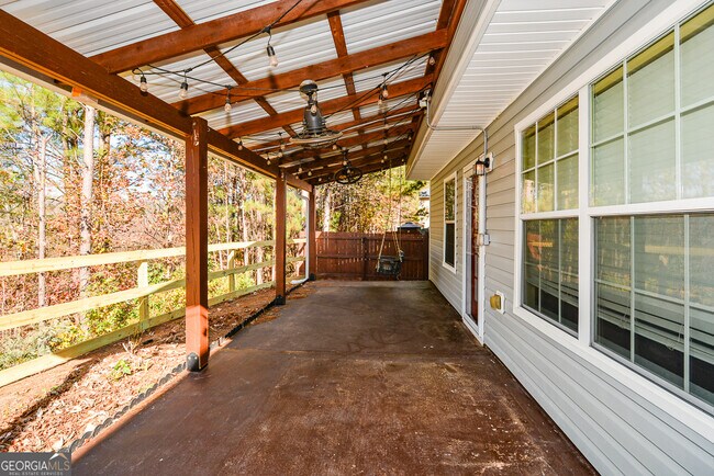 Building Photo - 137 Baywood Crossing