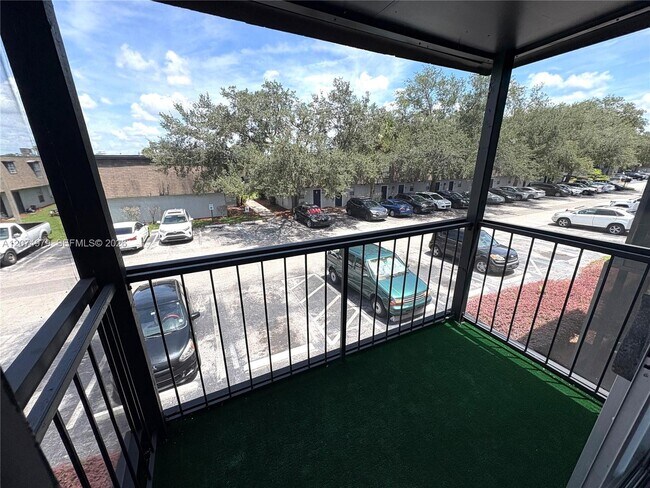 Building Photo - 2023 S Semoran Blvd