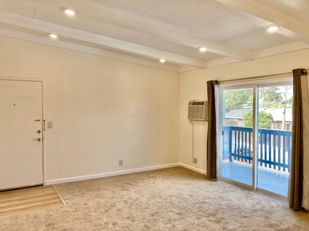Building Photo - 907 Sharmon Palms Ln
