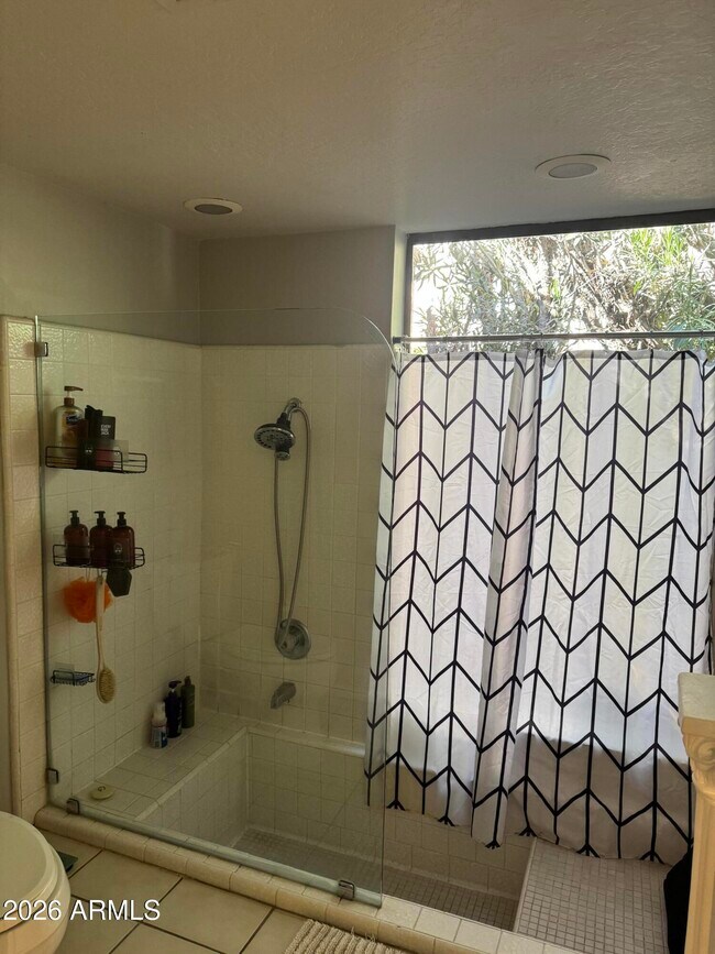 Building Photo - 7908 E Solano Dr