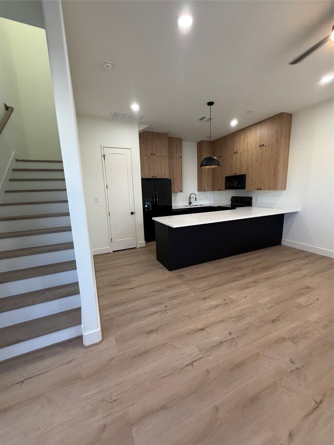 Building Photo - 1815 McKee St