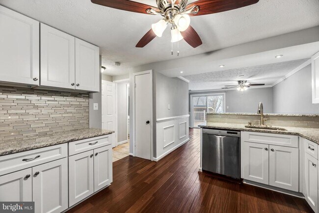 Building Photo - 1592 Lodge Pole Ct